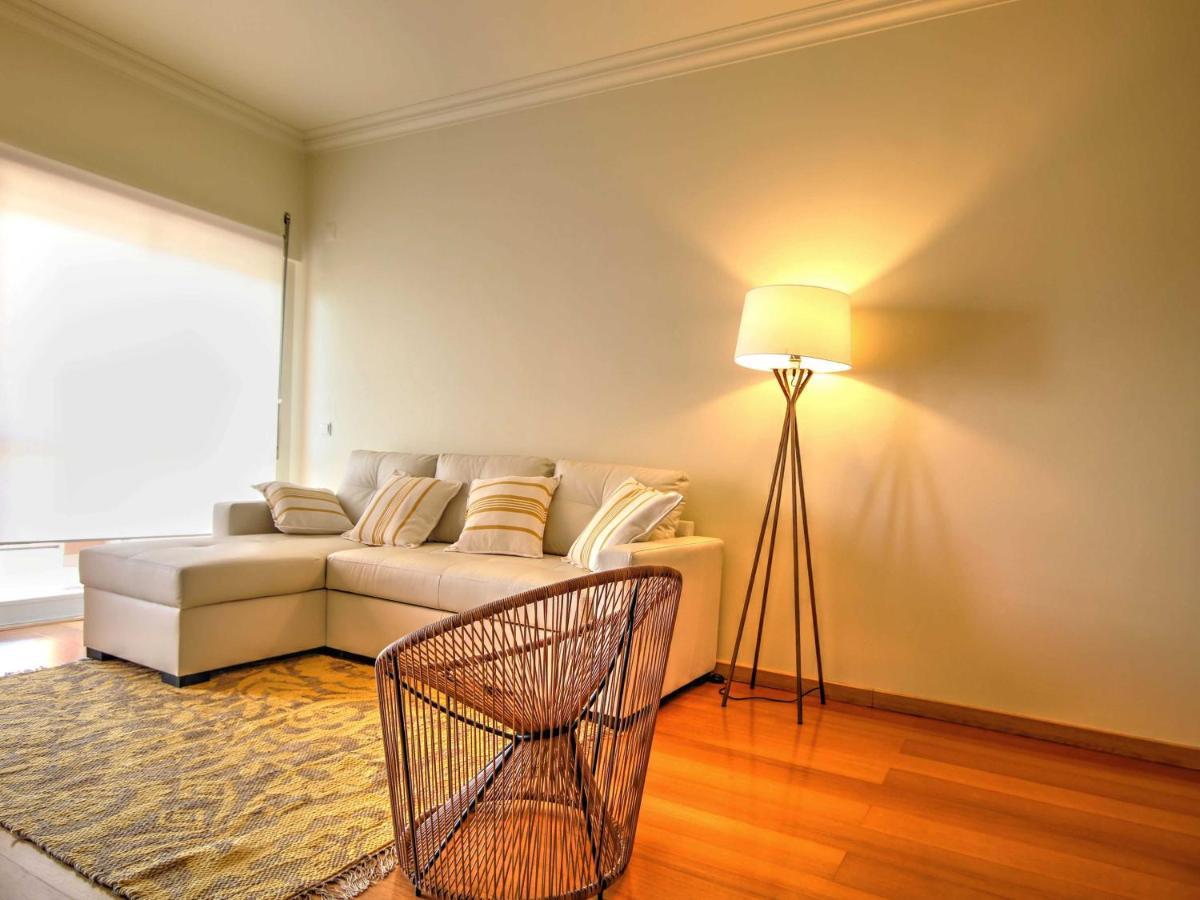 Апартаменты Balcony With View, Private Garage, An Elevator Сетубал Экстерьер фото